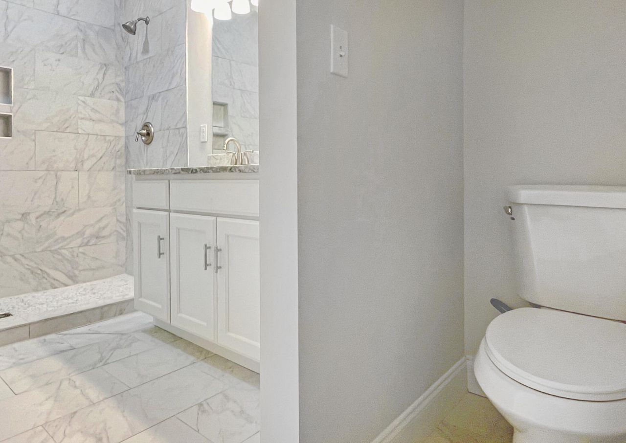 222 New Iris Lane Photo 13