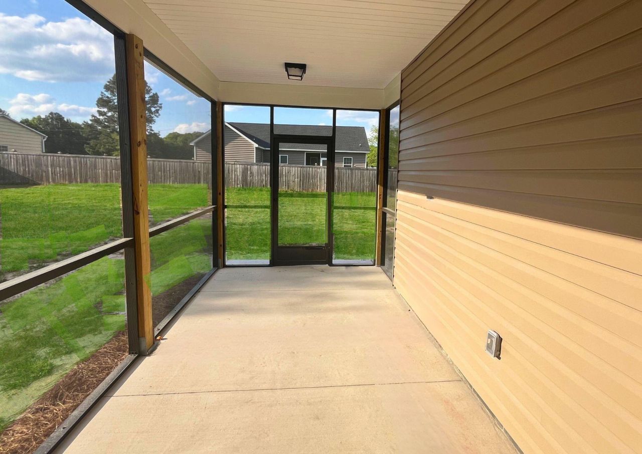 222 New Iris Lane Photo 21