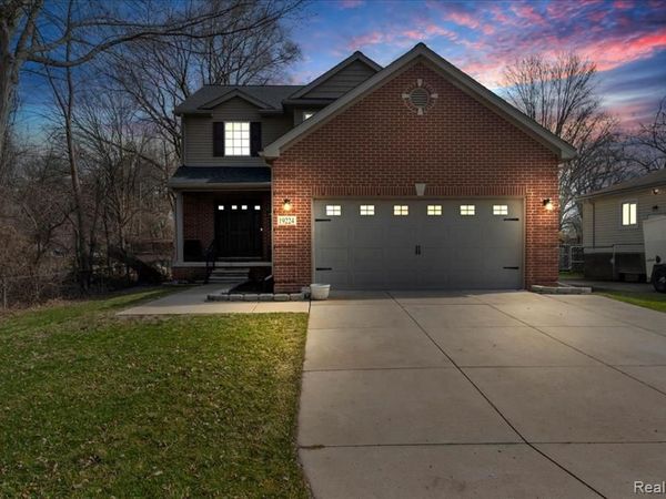 19224 Denby, Redford Twp, MI 48240