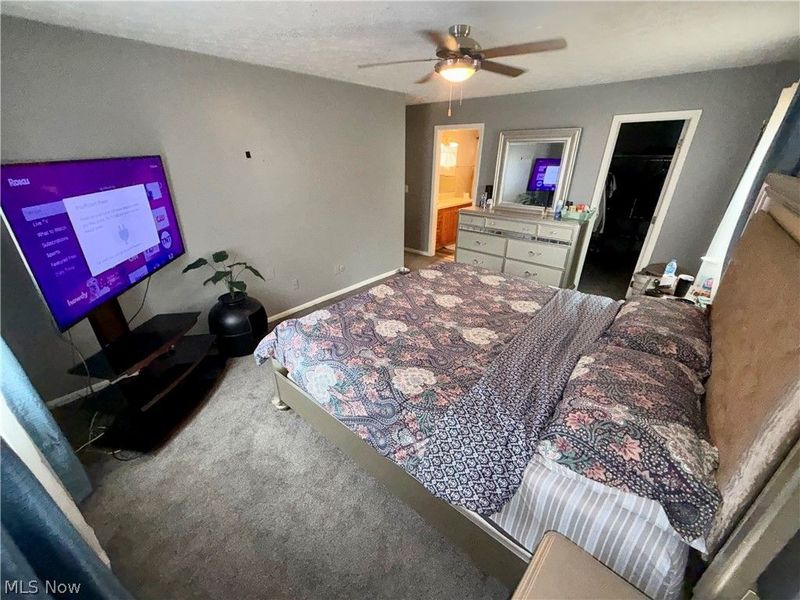 6186 Wild Oak Drive, North Olmsted, OH 44070 Photo 11