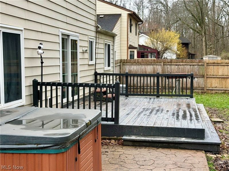 6186 Wild Oak Drive, North Olmsted, OH 44070 Photo 19