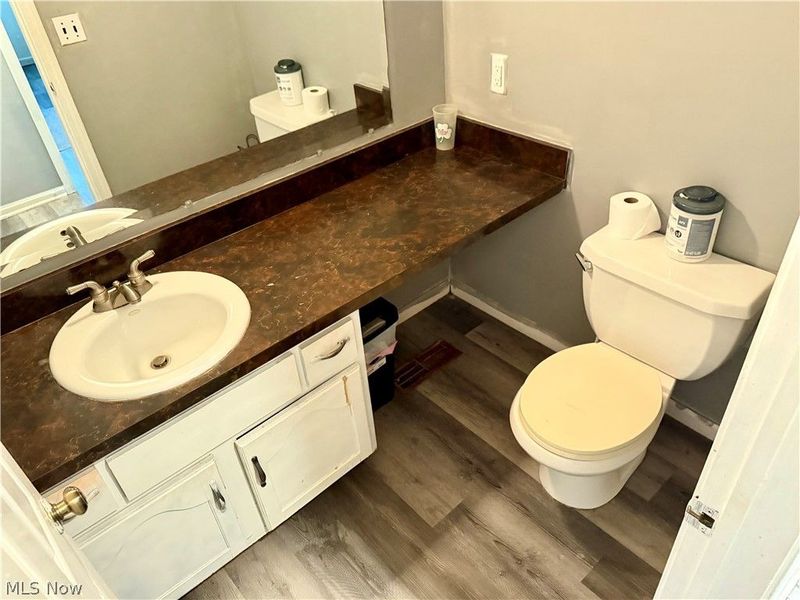 6186 Wild Oak Drive, North Olmsted, OH 44070 Photo 9