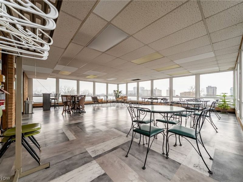 12029 Clifton Boulevard, Unit 505, Lakewood, OH 44107 Photo 21