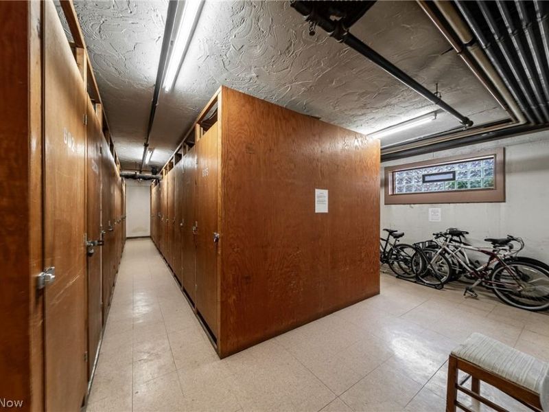 12029 Clifton Boulevard, Unit 505, Lakewood, OH 44107 Photo 27