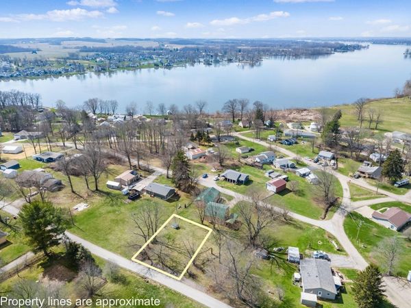 52 Ridge Road , Thornville, OH 43076