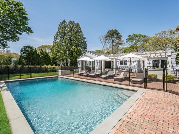 89 South Road , Westhampton Beach, NY 11978