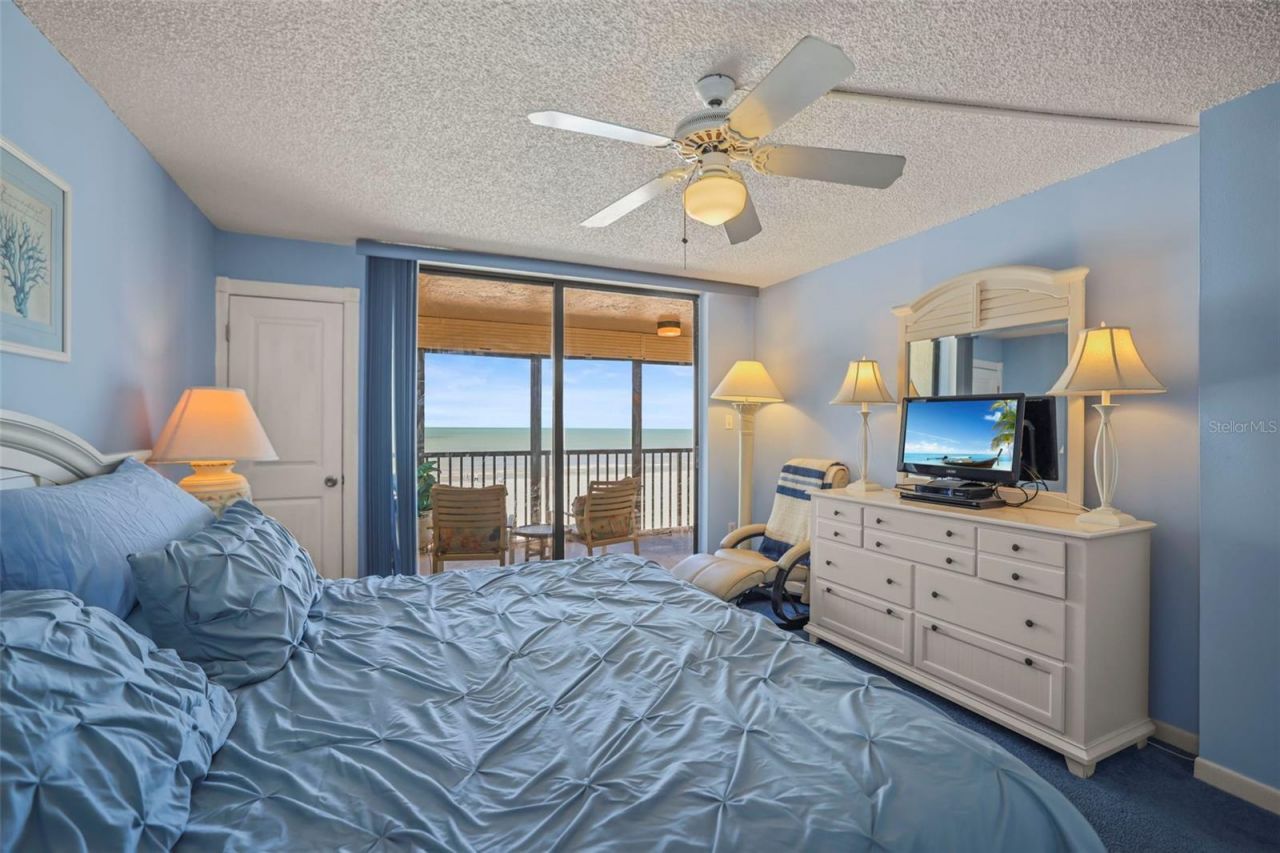 20040 Gulf Boulevard, Unit 302, Indian Shores, FL 33785 Photo