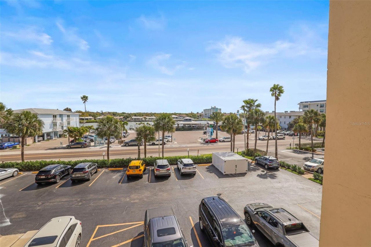 20040 Gulf Boulevard, Unit 302, Indian Shores, FL 33785 Photo