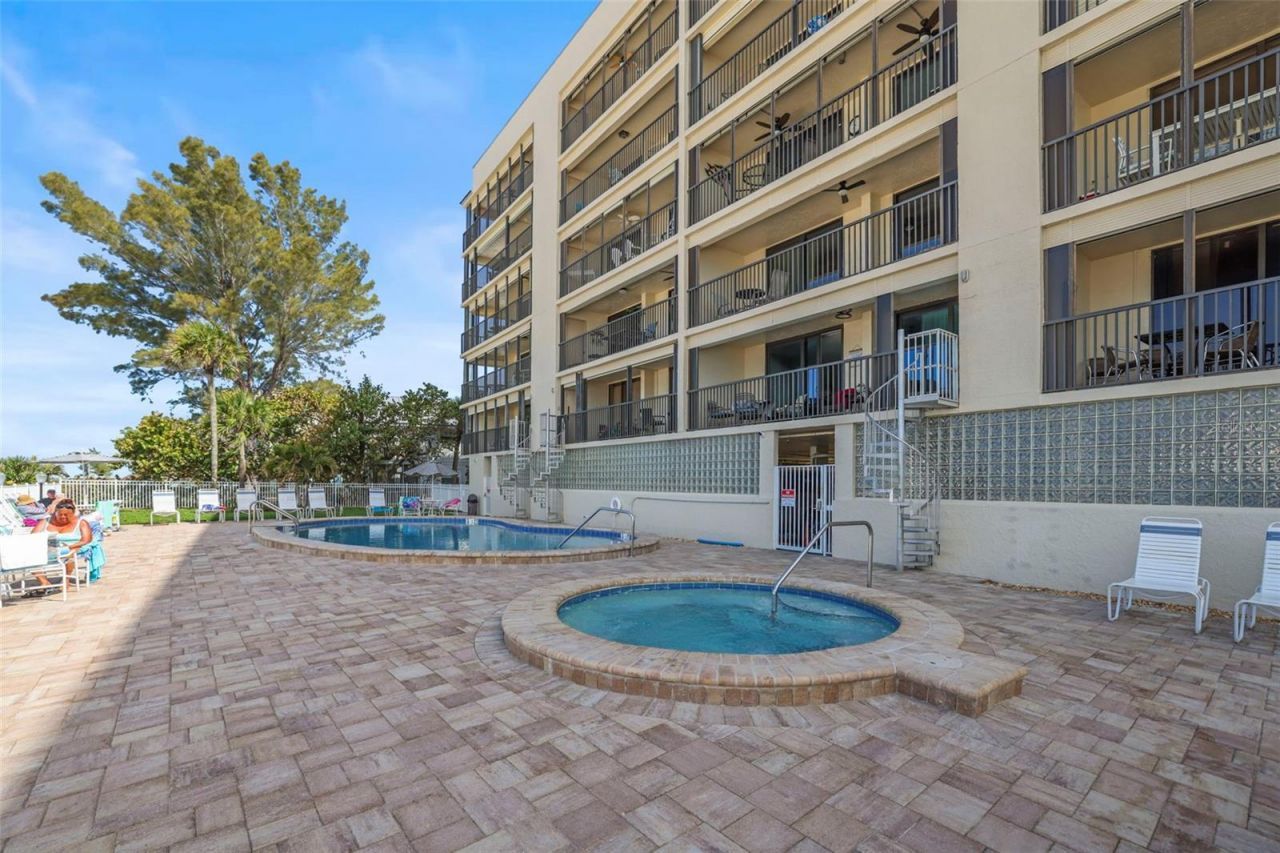 20040 Gulf Boulevard, Unit 302, Indian Shores, FL 33785 Photo