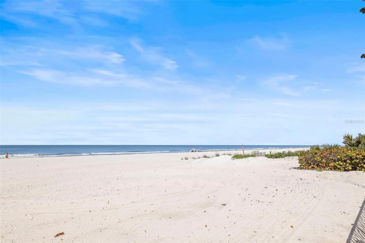 20040 Gulf Boulevard, Unit 302, Indian Shores, FL 33785 Photo