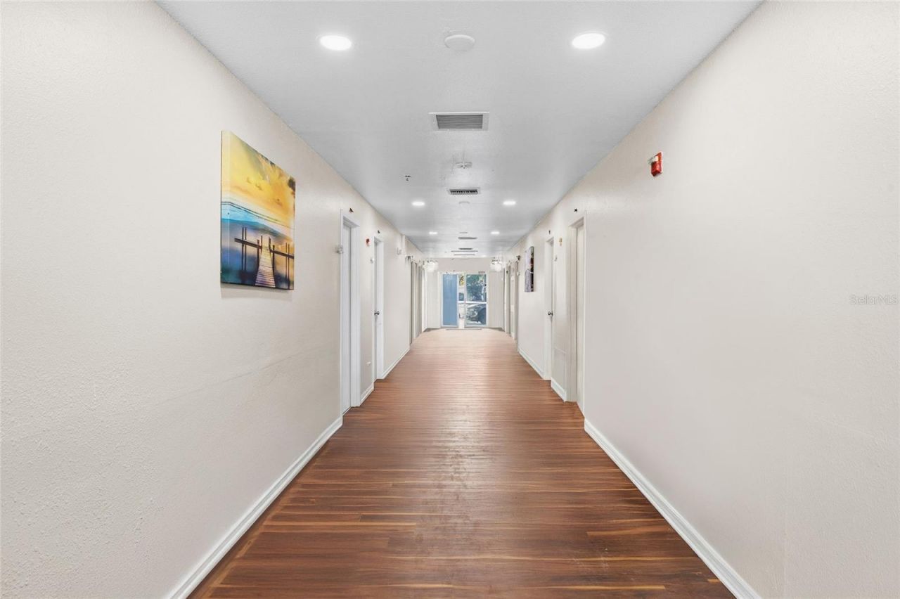 820 15th Street N, Saint Petersburg, FL 33705 Photo