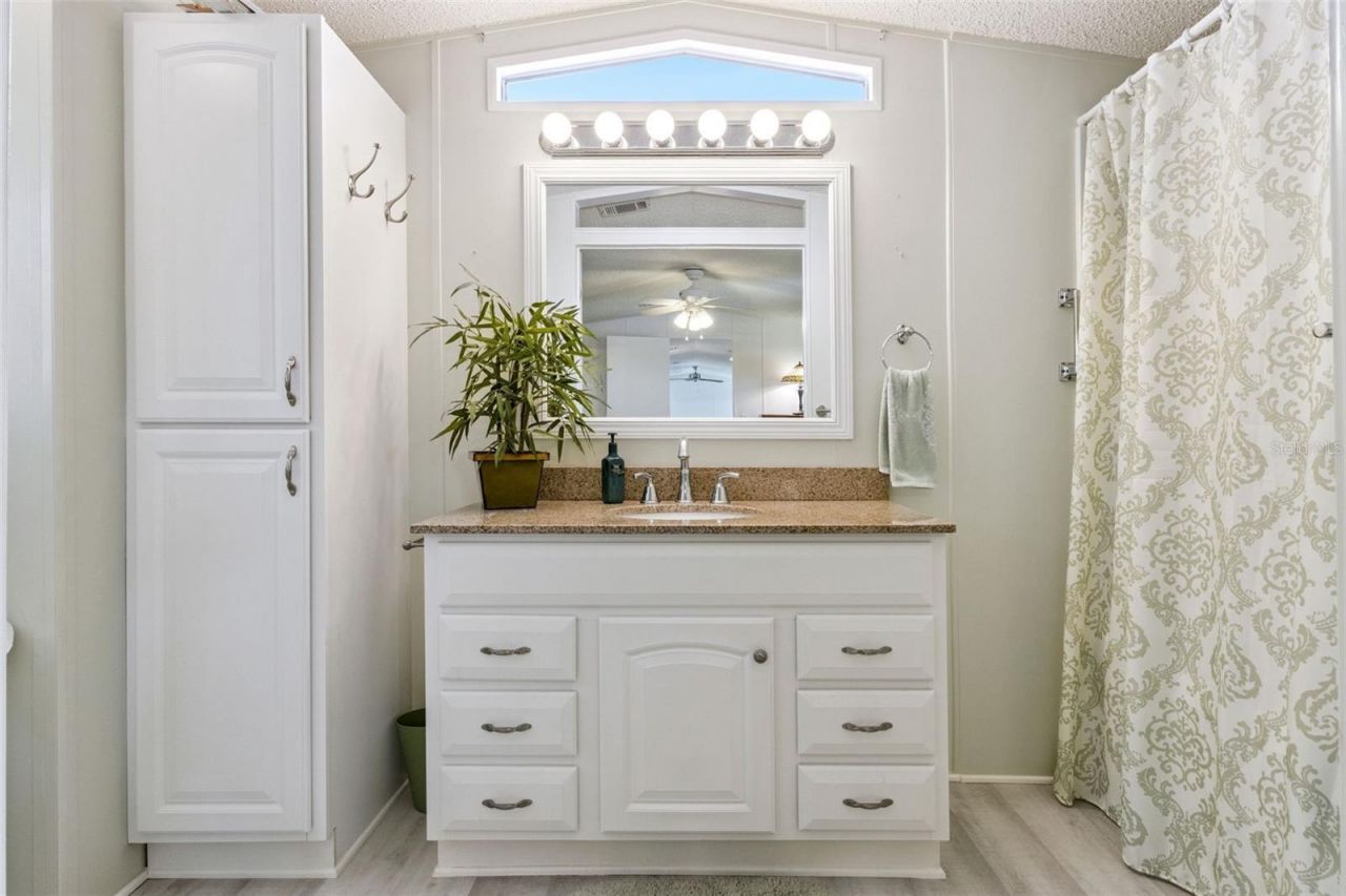 8556 Breeze Hill Drive , Lake Wales, FL 33898 Photo