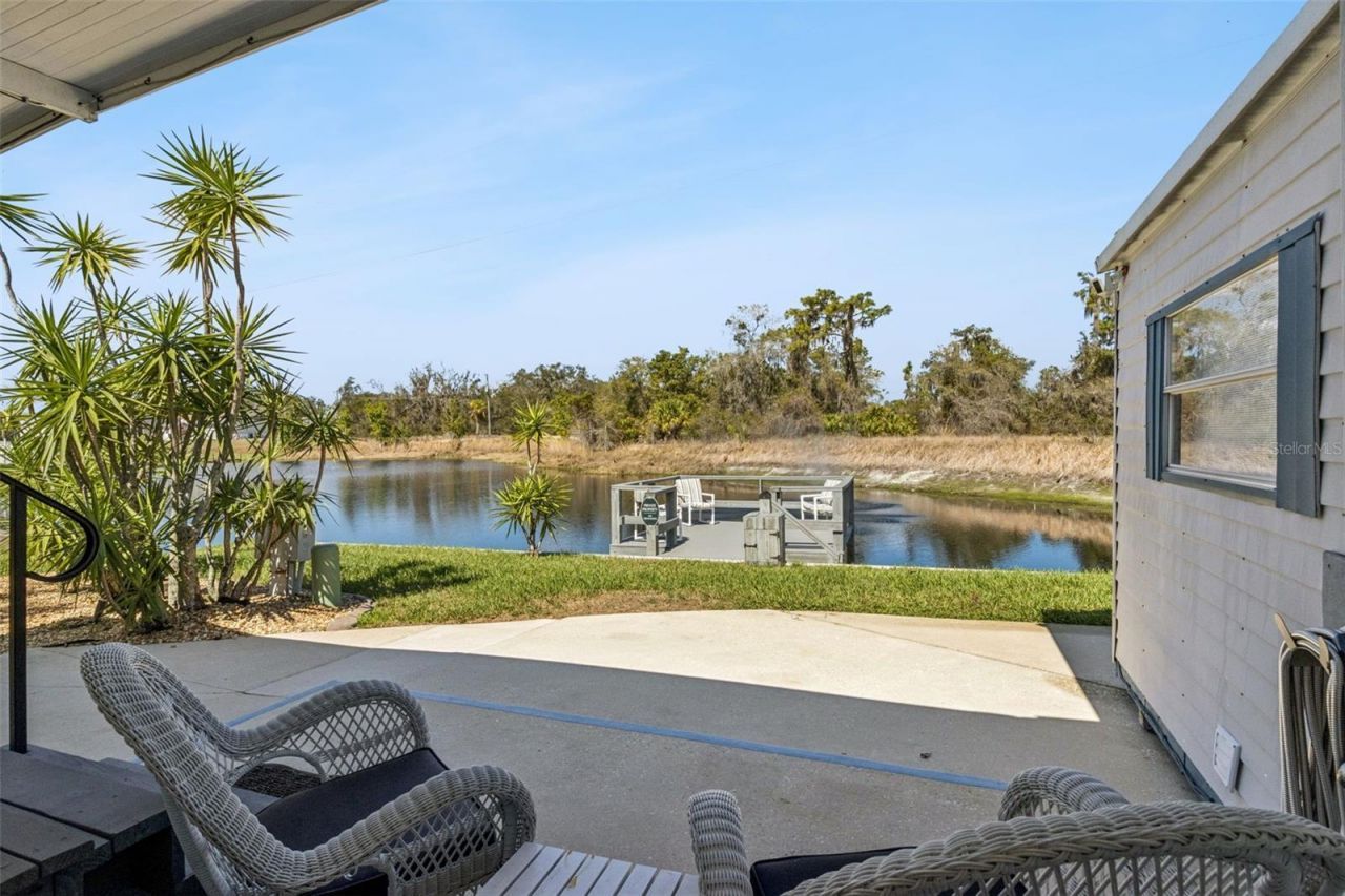 8556 Breeze Hill Drive , Lake Wales, FL 33898 Photo