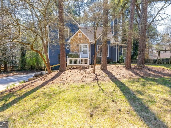 55 Presidential Drive, Dallas, GA 30157