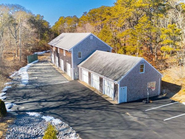31 Meetinghouse Road, South Chatham, MA 02659