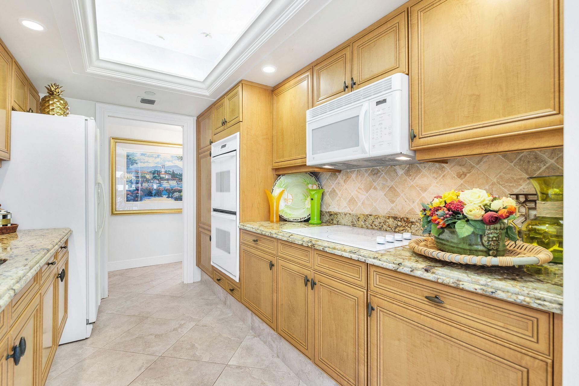 4100 N Ocean Drive, Unit 301, Singer Island, FL 33404 Photo