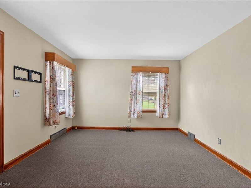 323 Cherry Road NE, Massillon, OH 44646 Photo 11