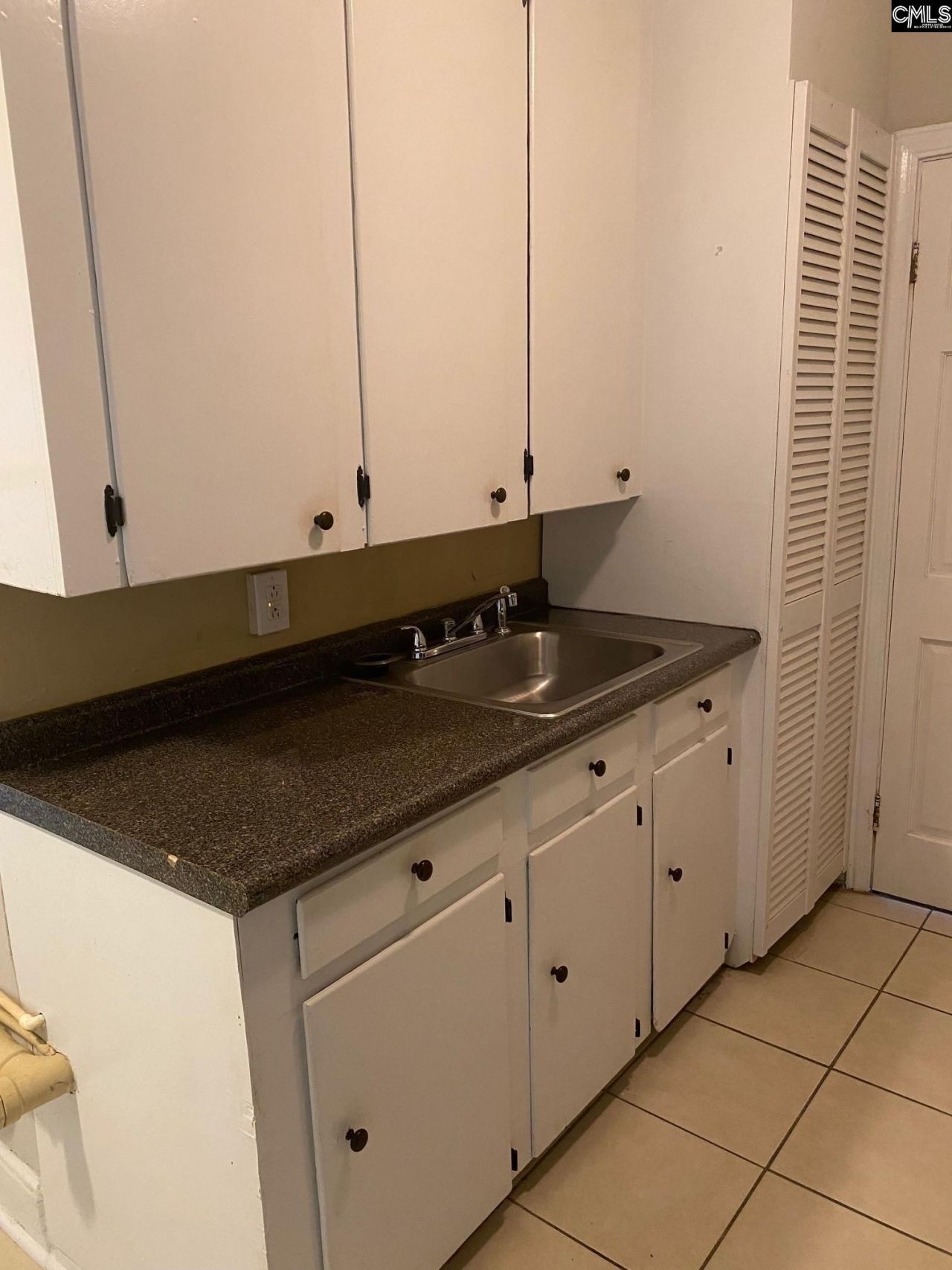 713 S Bonham Road Photo 10