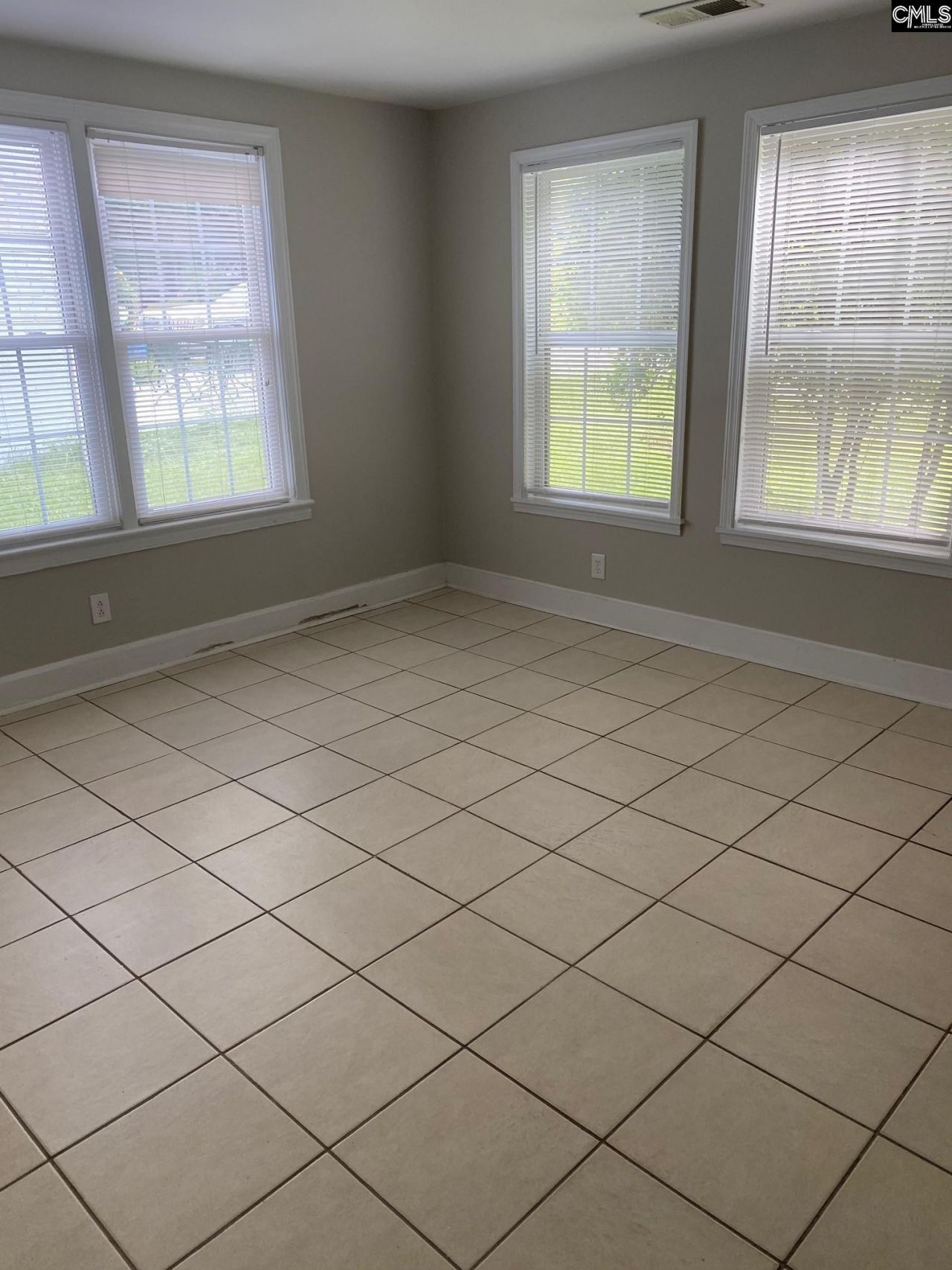 713 S Bonham Road Photo 12