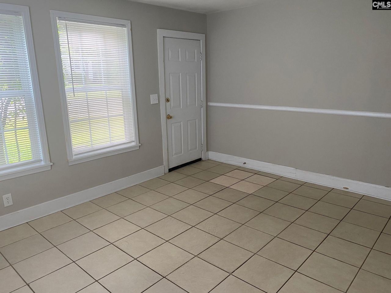 713 S Bonham Road Photo 13