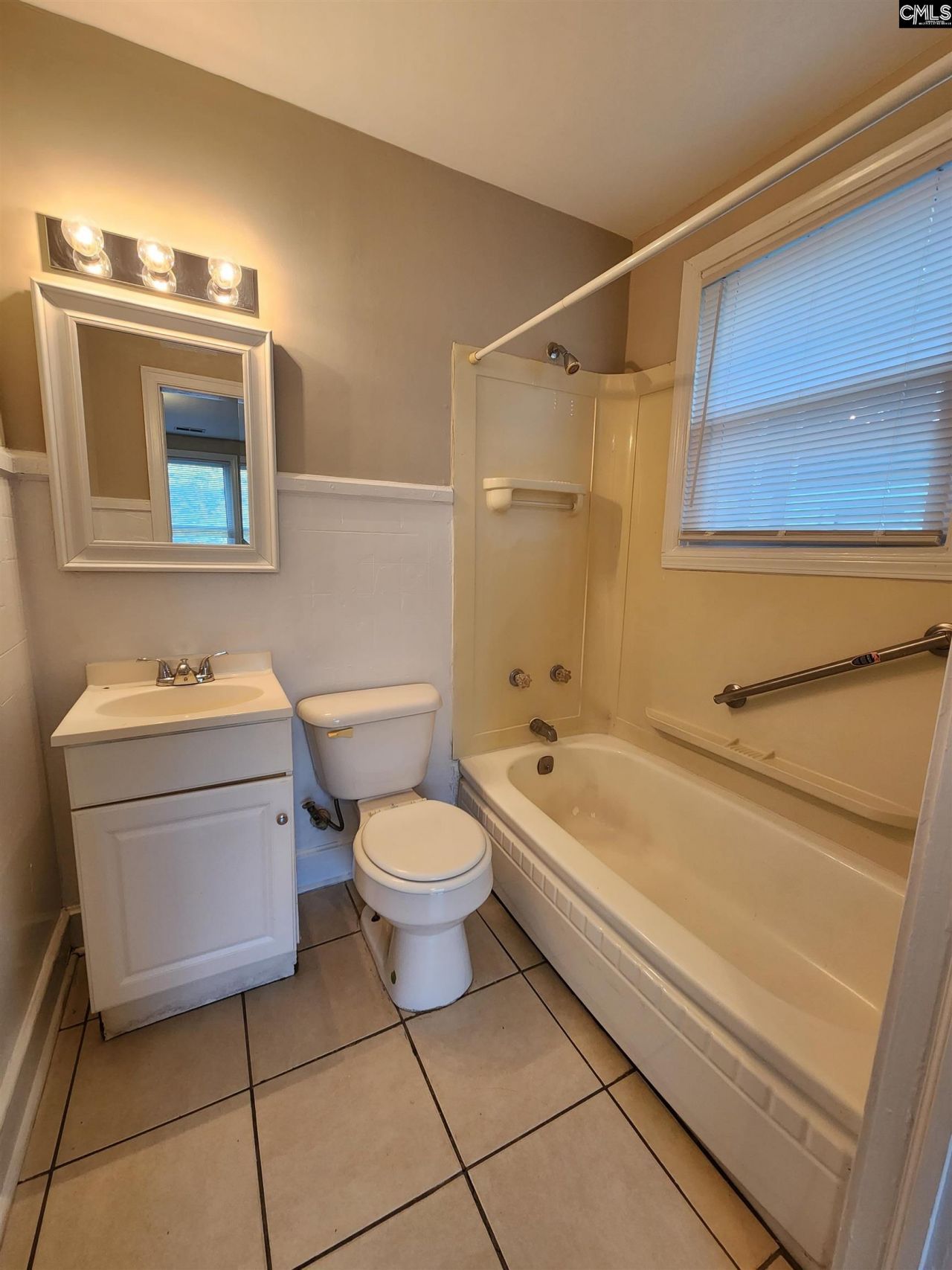 713 S Bonham Road Photo 25