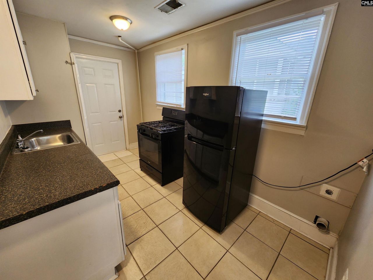 713 S Bonham Road Photo 38