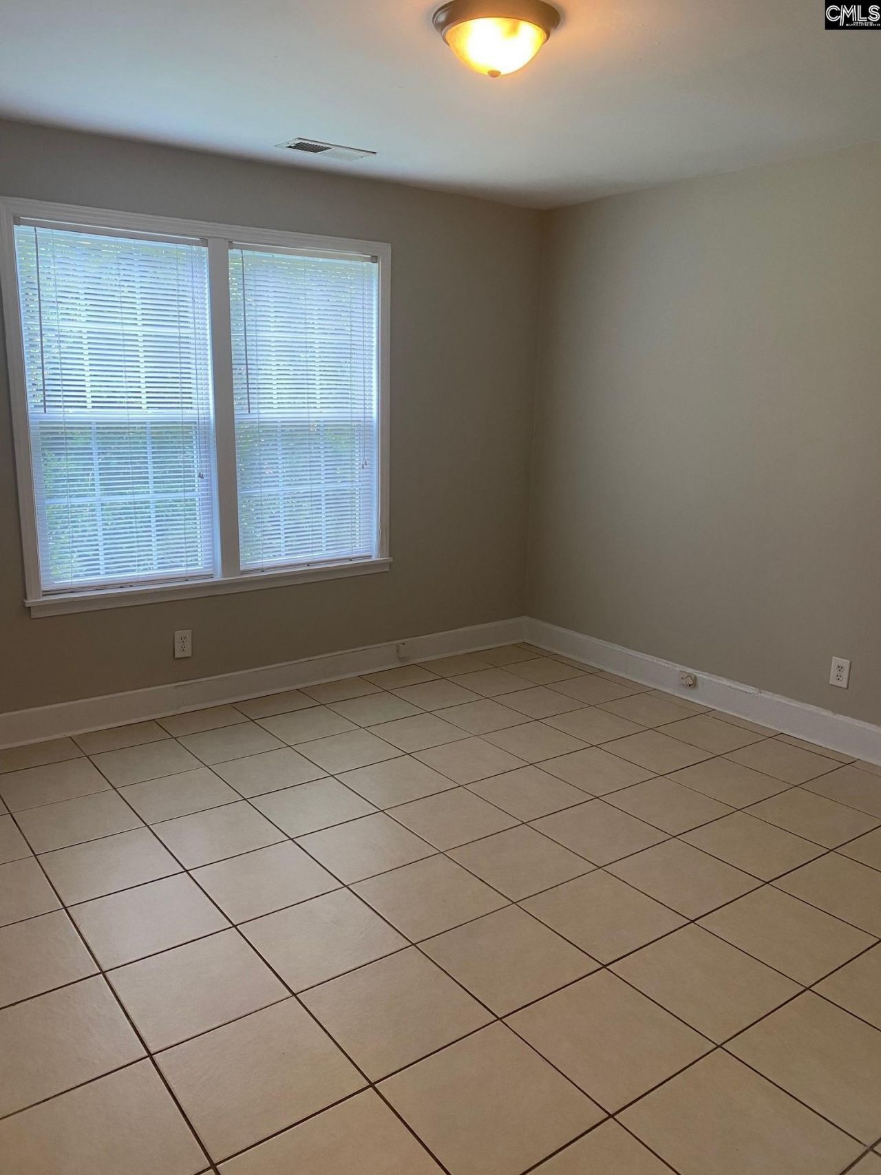 713 S Bonham Road Photo 7