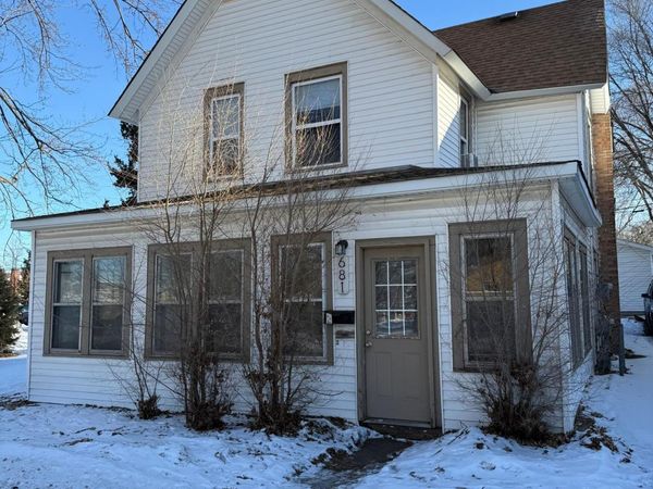 681 Old Highway 8 NW, New Brighton, MN 55112