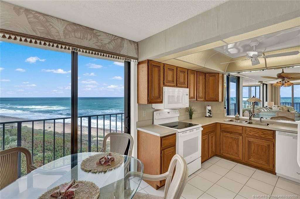 10000 S Ocean Drive, Unit 901, Jensen Beach, FL 34957 Photo