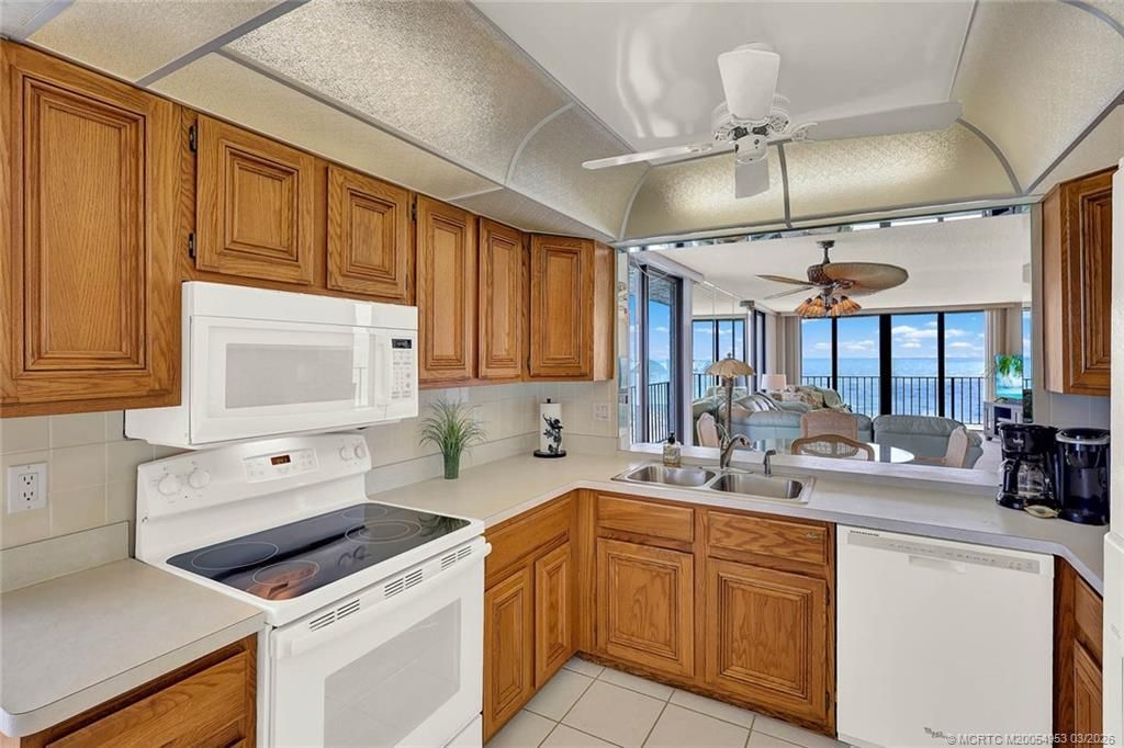 10000 S Ocean Drive, Unit 901, Jensen Beach, FL 34957 Photo