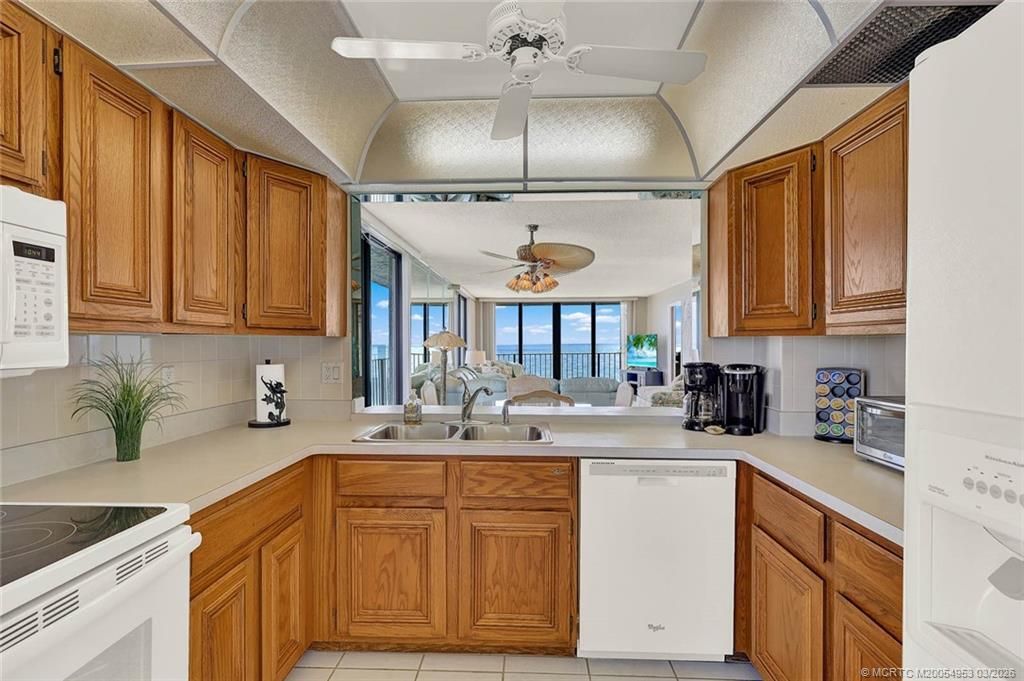 10000 S Ocean Drive, Unit 901, Jensen Beach, FL 34957 Photo