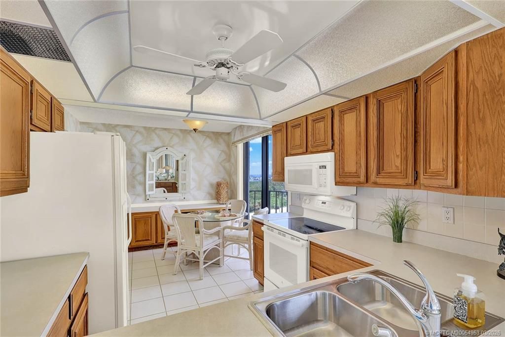 10000 S Ocean Drive, Unit 901, Jensen Beach, FL 34957 Photo