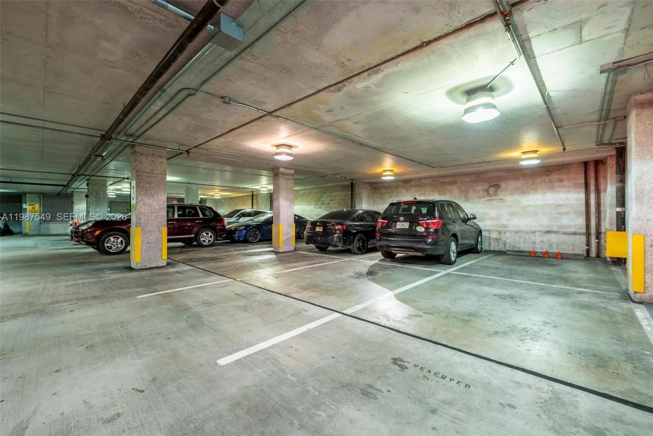 3470 E Coast Ave , Unit H0302, Miami, FL 33137 Photo