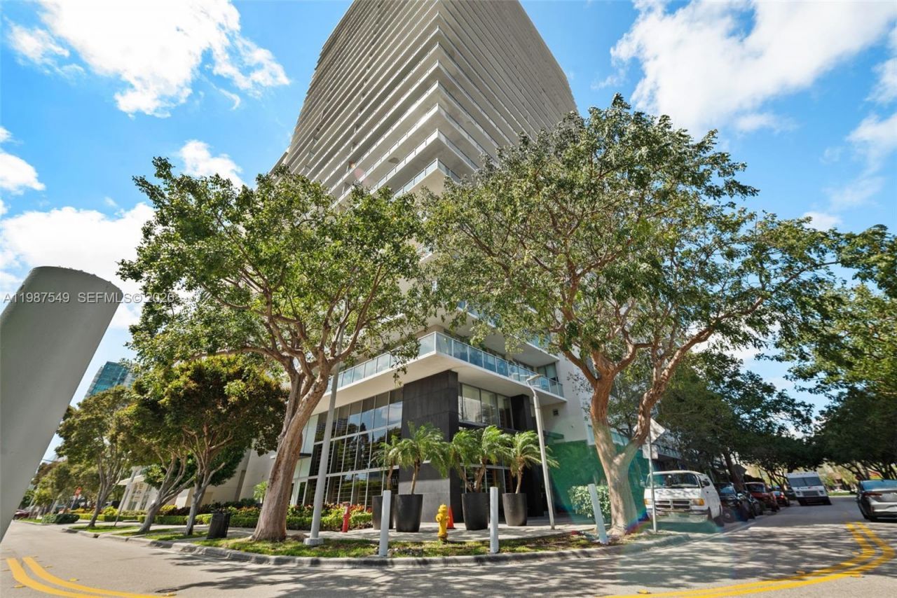 3470 E Coast Ave , Unit H0302, Miami, FL 33137 Photo