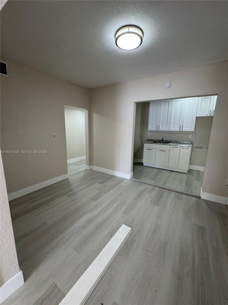 1545 NW 1st St, Unit 1535, Miami, FL 33125 Photo