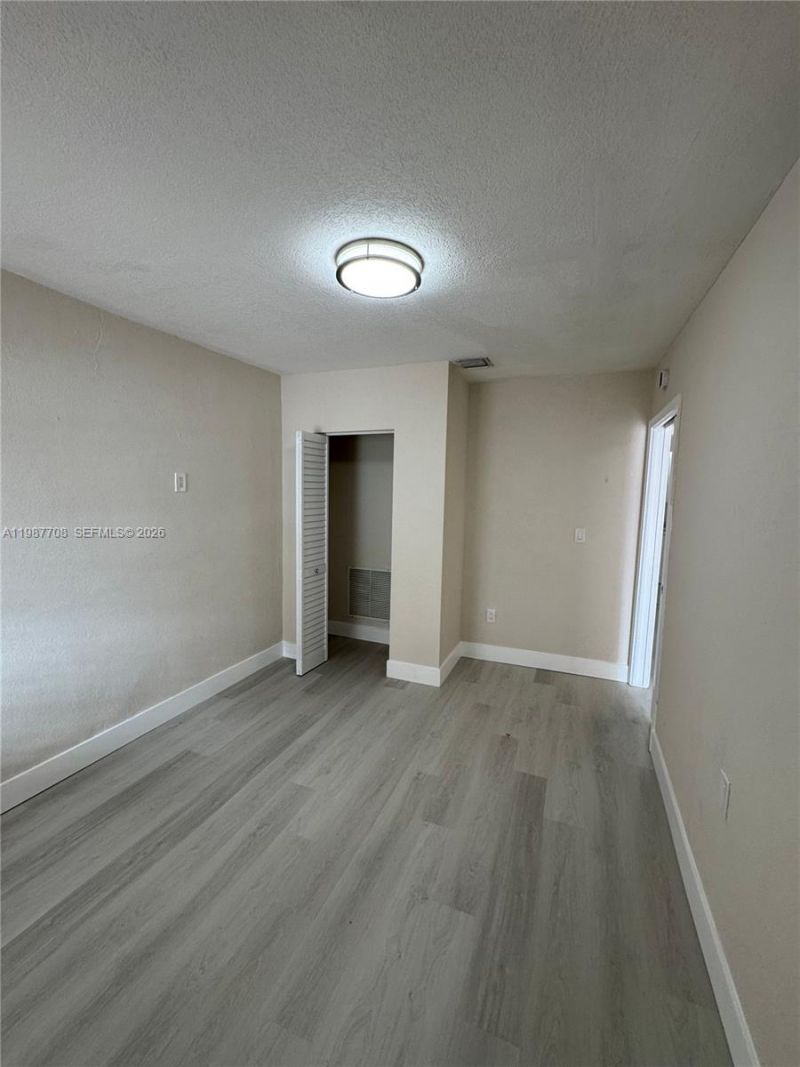 1545 NW 1st St, Unit 1535, Miami, FL 33125 Photo