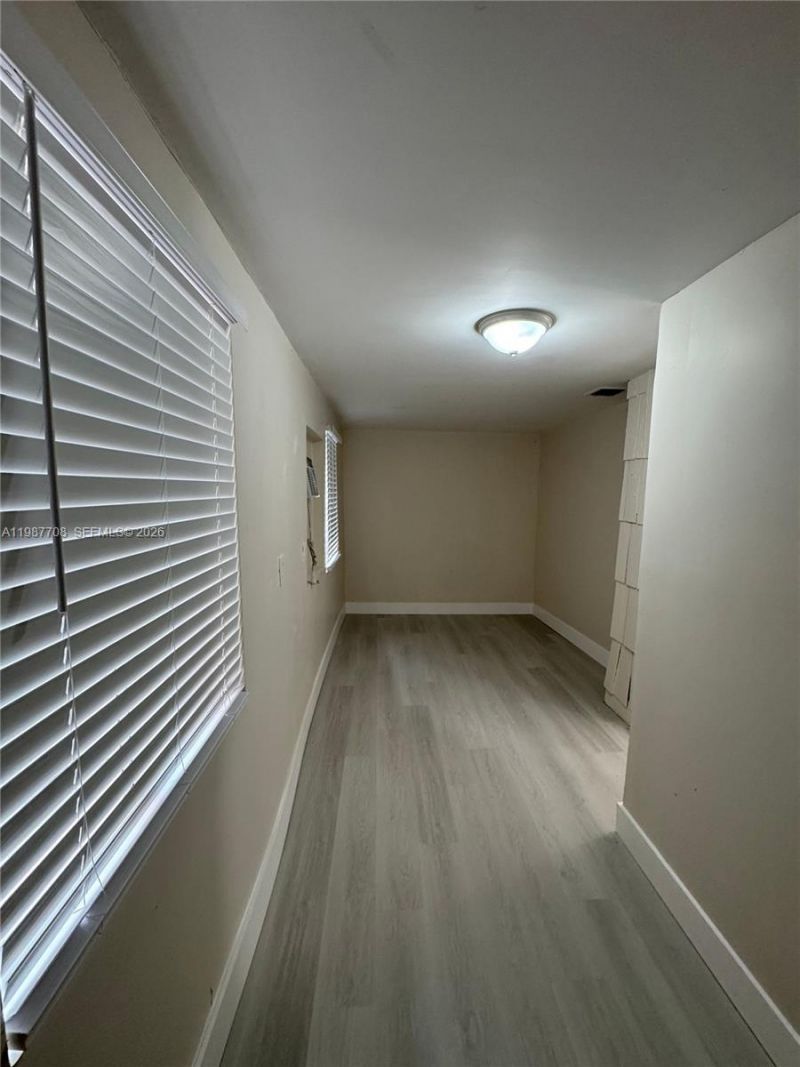 1545 NW 1st St, Unit 1535, Miami, FL 33125 Photo