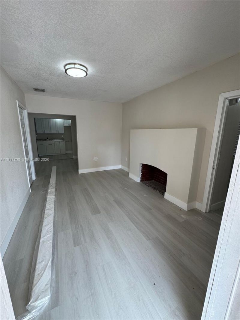 1545 NW 1st St, Unit 1535, Miami, FL 33125 Photo