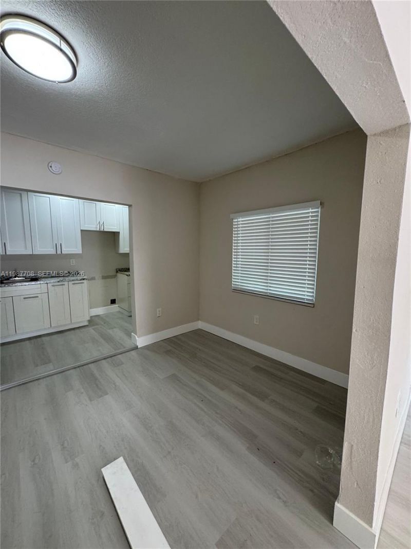 1545 NW 1st St, Unit 1535, Miami, FL 33125 Photo