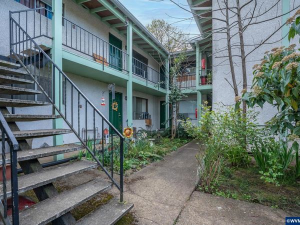 1341 Saginaw St S, Salem, OR 97317