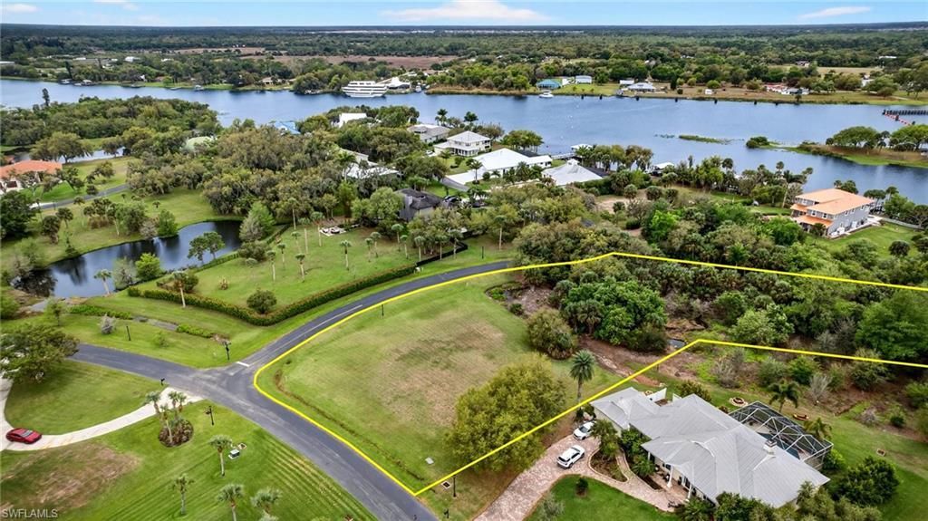 18151 Riverchase Ct , Alva, FL 33920 Photo