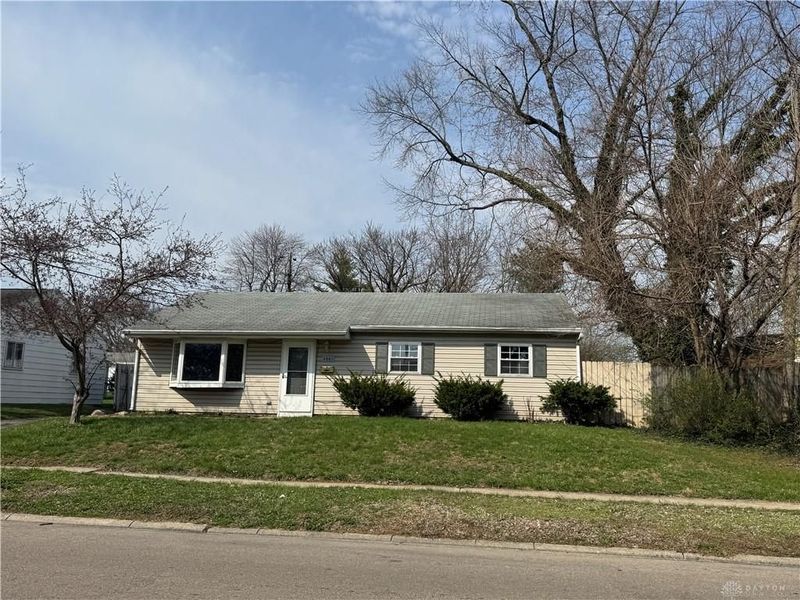 4883 Rainier Drive, Dayton, OH 45432 Photo 3