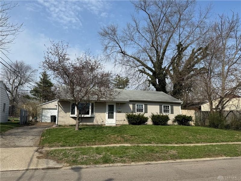 4883 Rainier Drive, Dayton, OH 45432 Photo 4