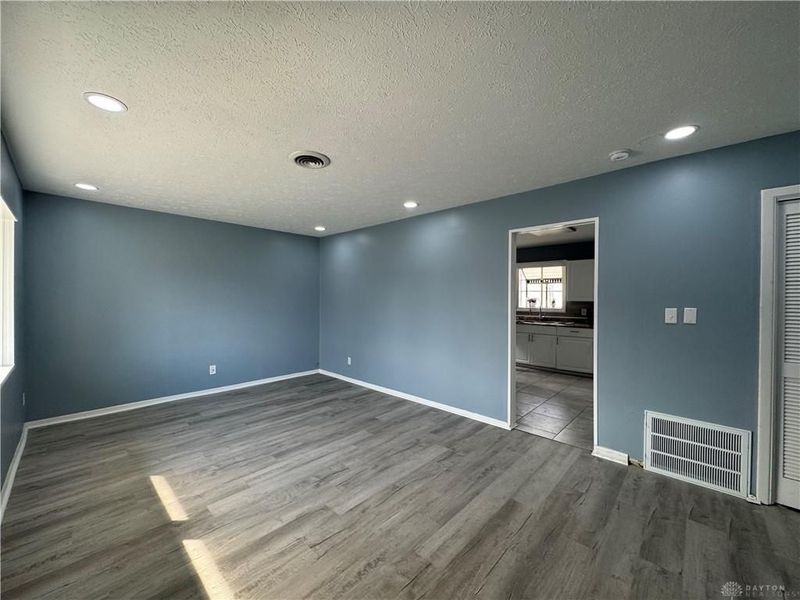 4883 Rainier Drive, Dayton, OH 45432 Photo 5