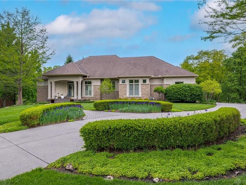 1027 Wild Hickory Lane, Washington Township, OH 45458 Photo 2
