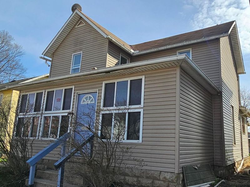 138 N Broad Street , Bremen, OH 43107 Photo 2