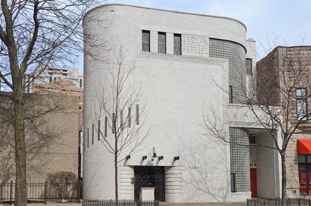 1209 N State Street, Unit 11, Chicago, IL 60611 Main Photo