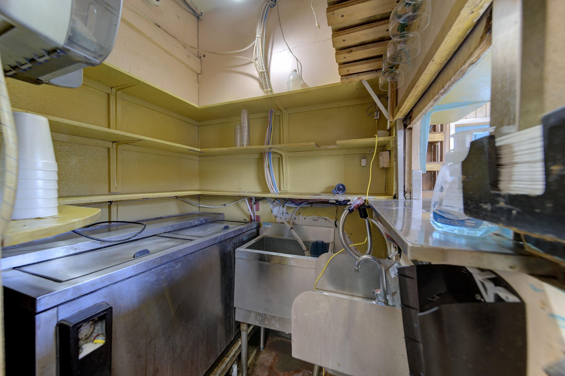 600 S Dixie Hwy W W, Pompano Beach, FL 33097 Photo