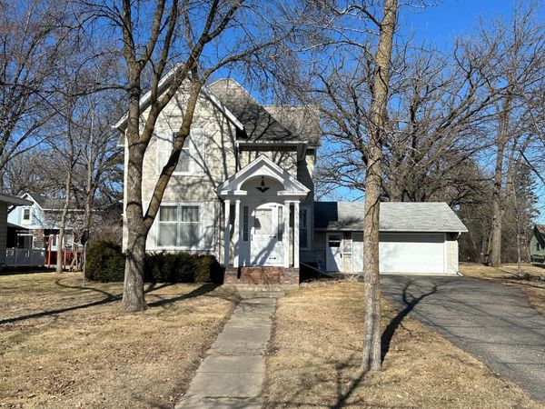 113 2nd Street SW, Wadena, MN 56482