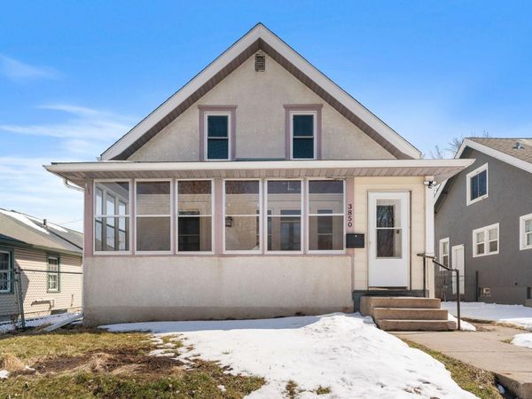 3850 Colfax Avenue N, Minneapolis, MN 55412